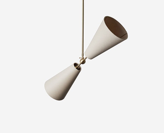 An alternative image of Pendolo Pendant II Medium in use